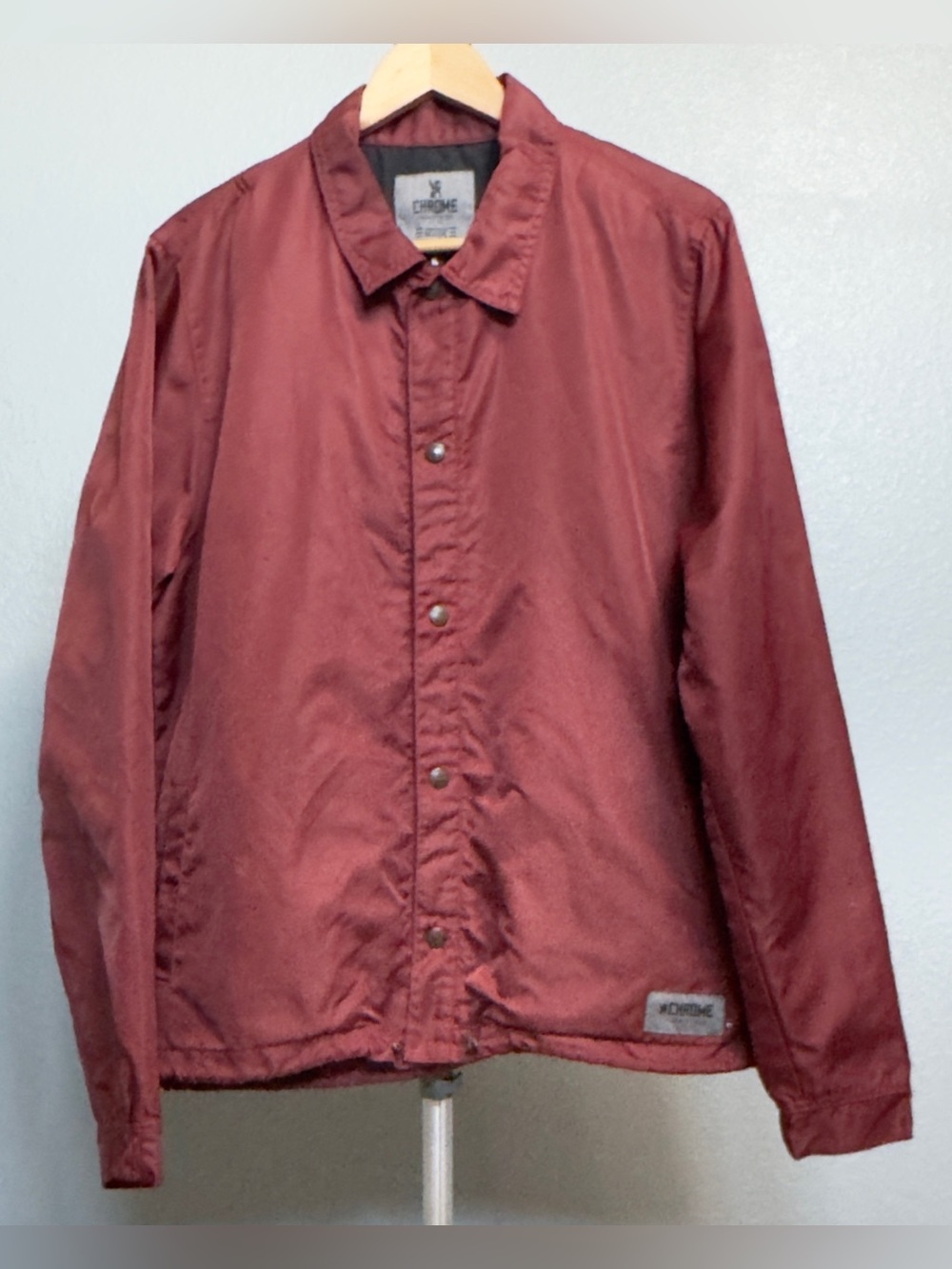 Chrome Industries Men’s Windbreaker Coach Jacket Burgundy Snap Button Size L